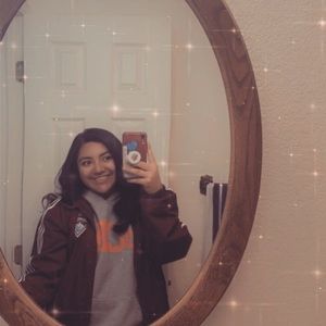 Meet your Posher, Andrea